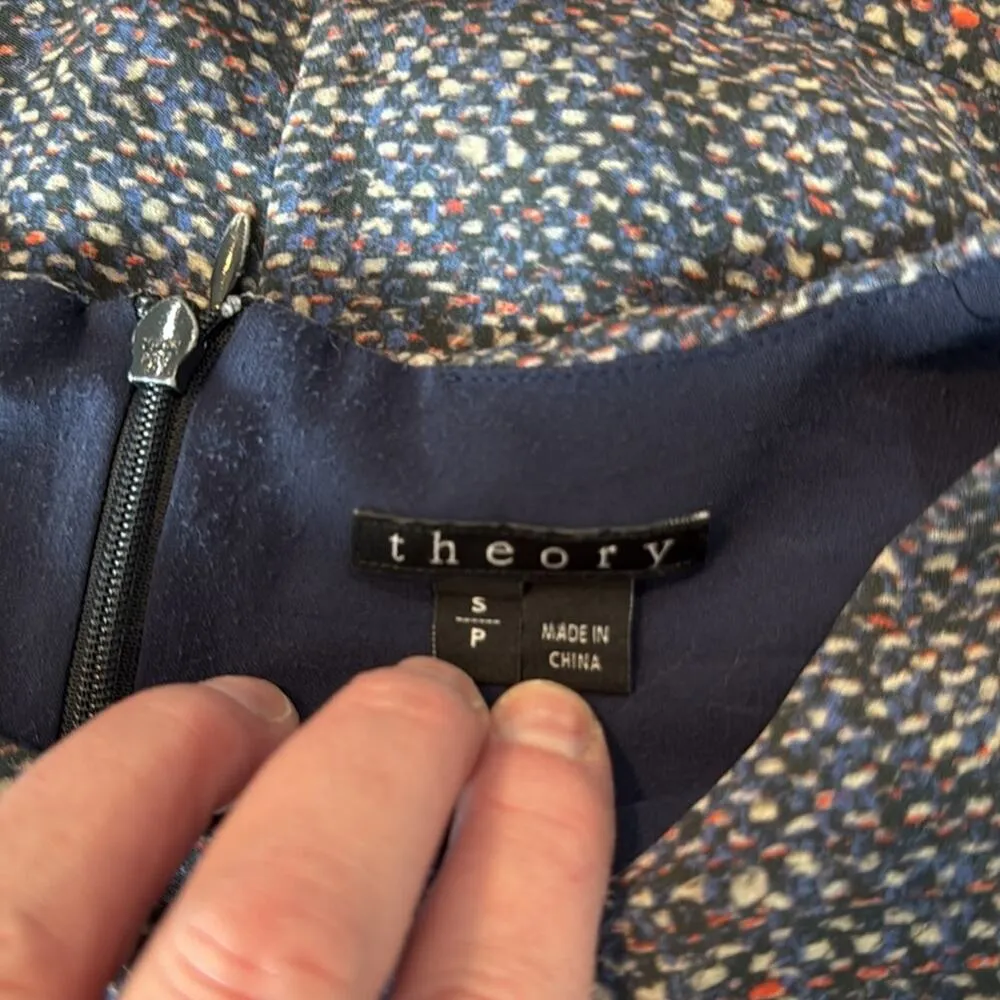 Theory Blue Print 100% Silk Sleeveless Layered Top Size S - Image 3