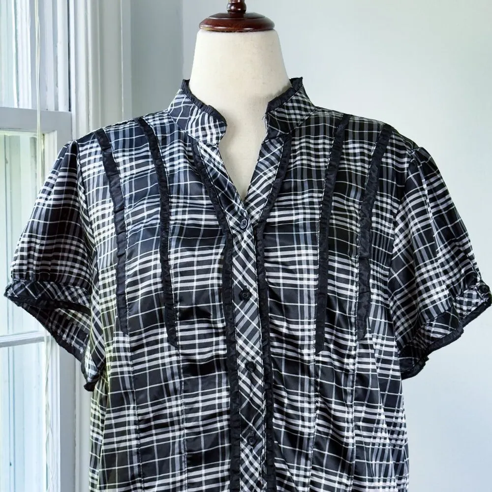 Antilia Femme Stretch Button Up Puff Sleeve Top Plus Size 3X Black and White - Image 2