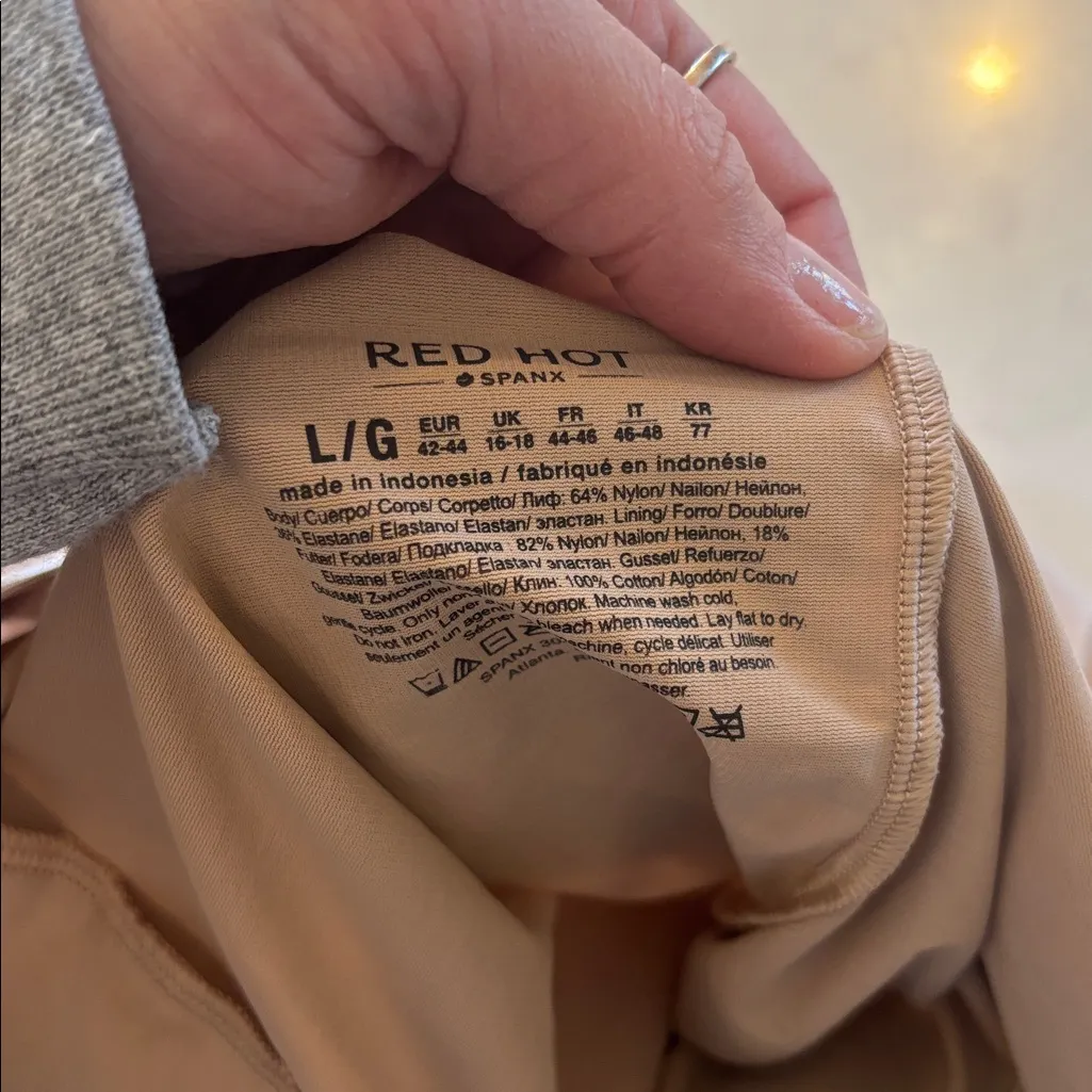 Red Hot Spanx Seamless Nude Shapewear Bodysuit - Image 3