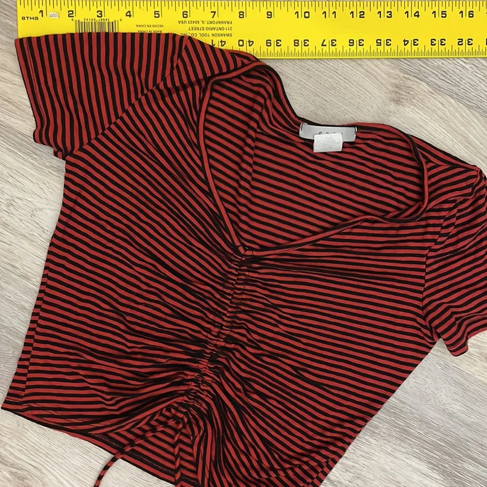 Gaze Red & Black Striped Short Sleeve Cropped Top Ruched Drawstring Center Small Multiple - Image 9