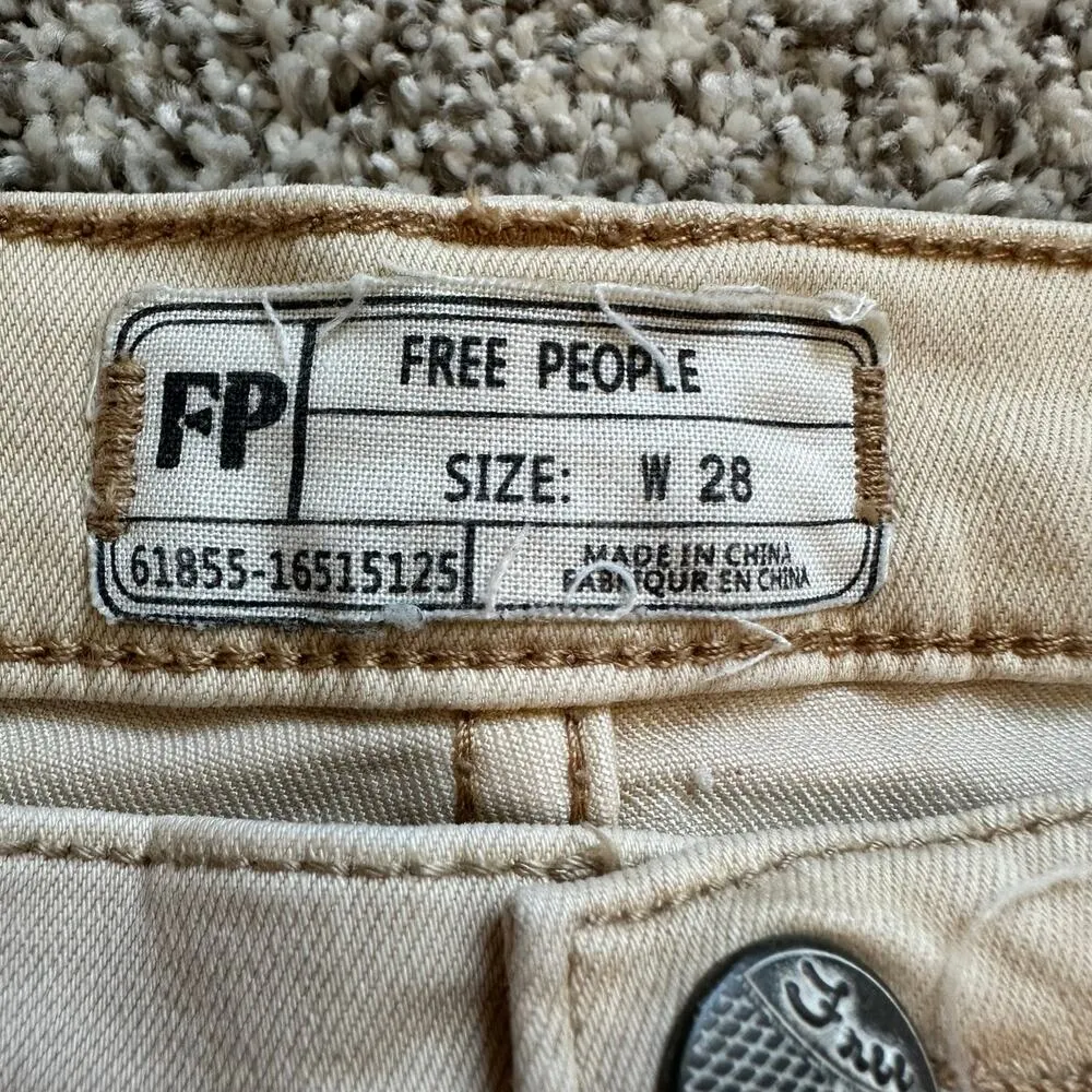 Free People  light tan skinny jeans size 28 - Image 6