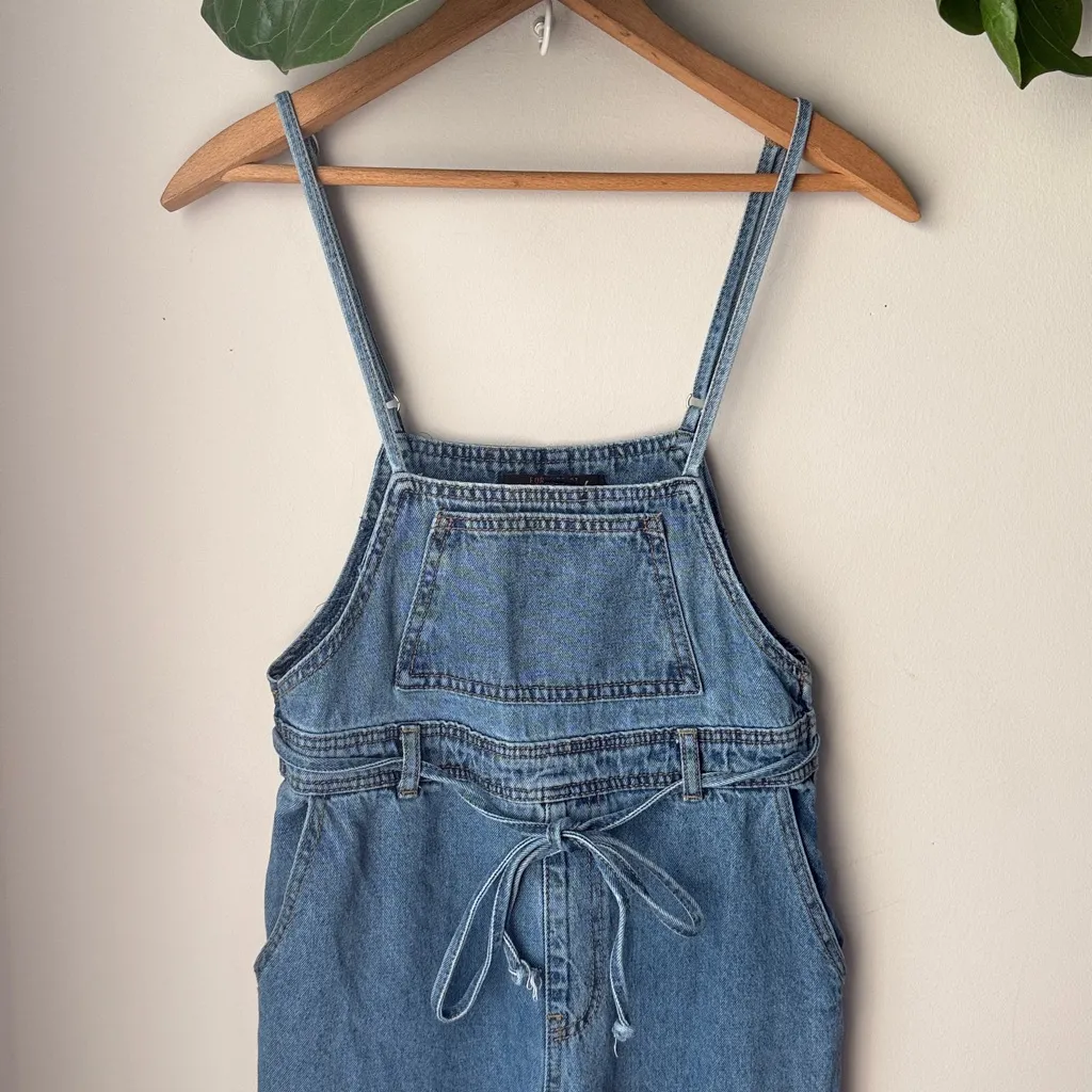 Forever 21 Ankle Length Raw Hem Square Neckline Drawstring Waist Denim Overalls - Image 4