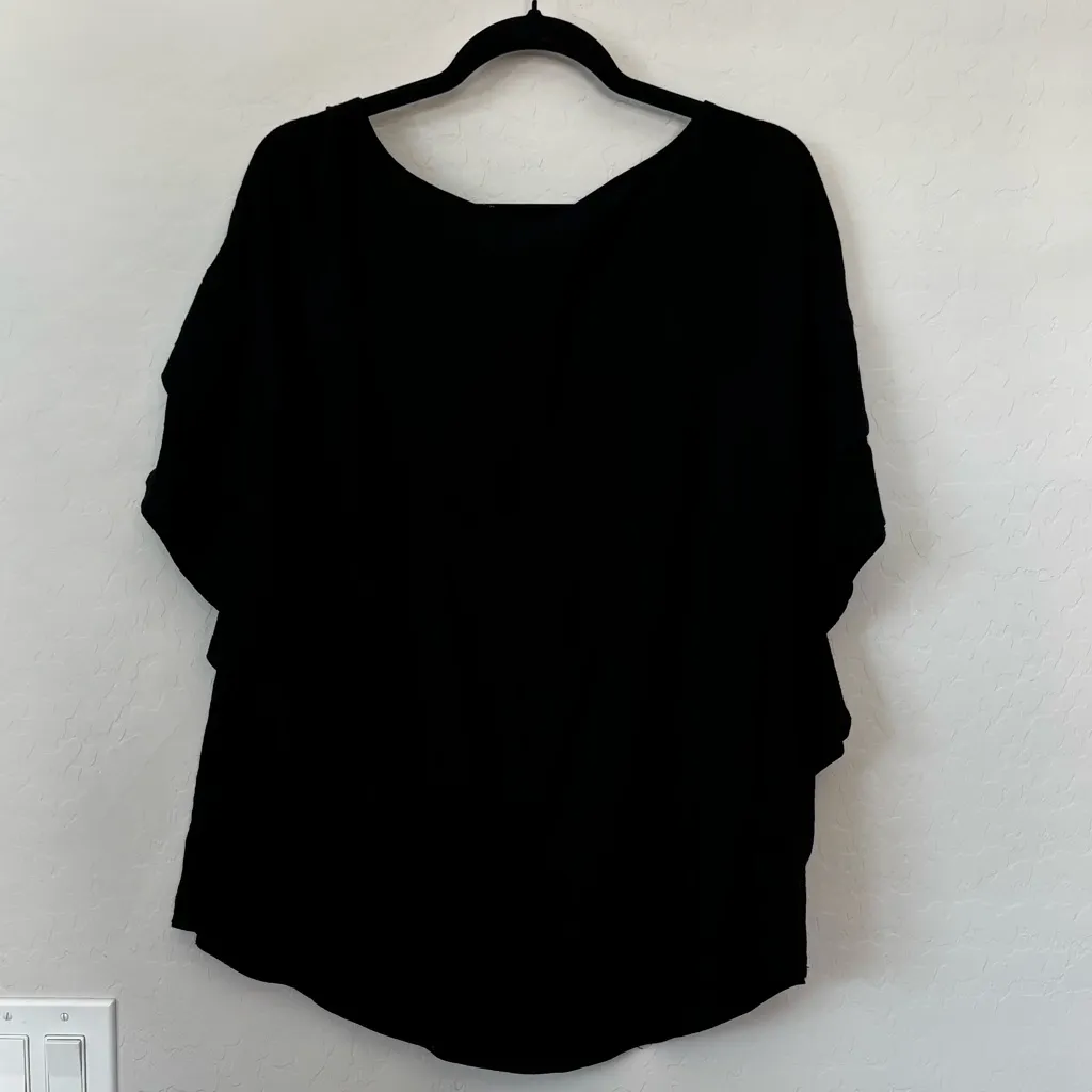 Chico’s Sz. XL-3 Versatile Basic Black Short Layered Sleeve Pullover Top - Image 5