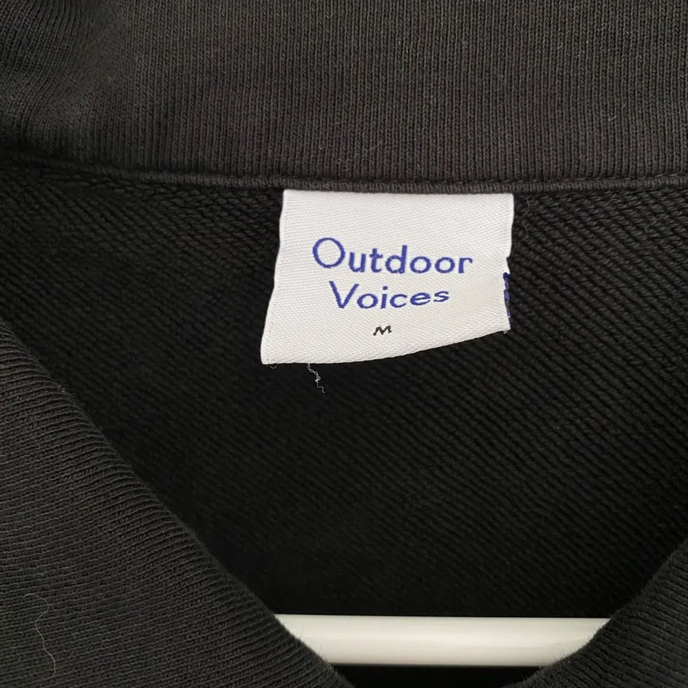 Outdoor Voices Black Terry 1/4 Zip Pullover Hoodie Size Medium - Image 4