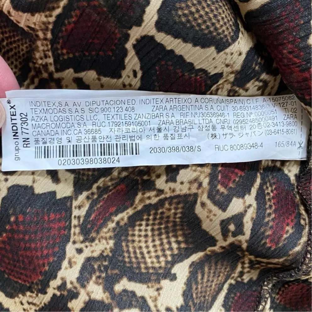 ZARA WMN'S Animal Print Shirt Flowy V-neck Top Blouse S‎ NWOT - Image 16