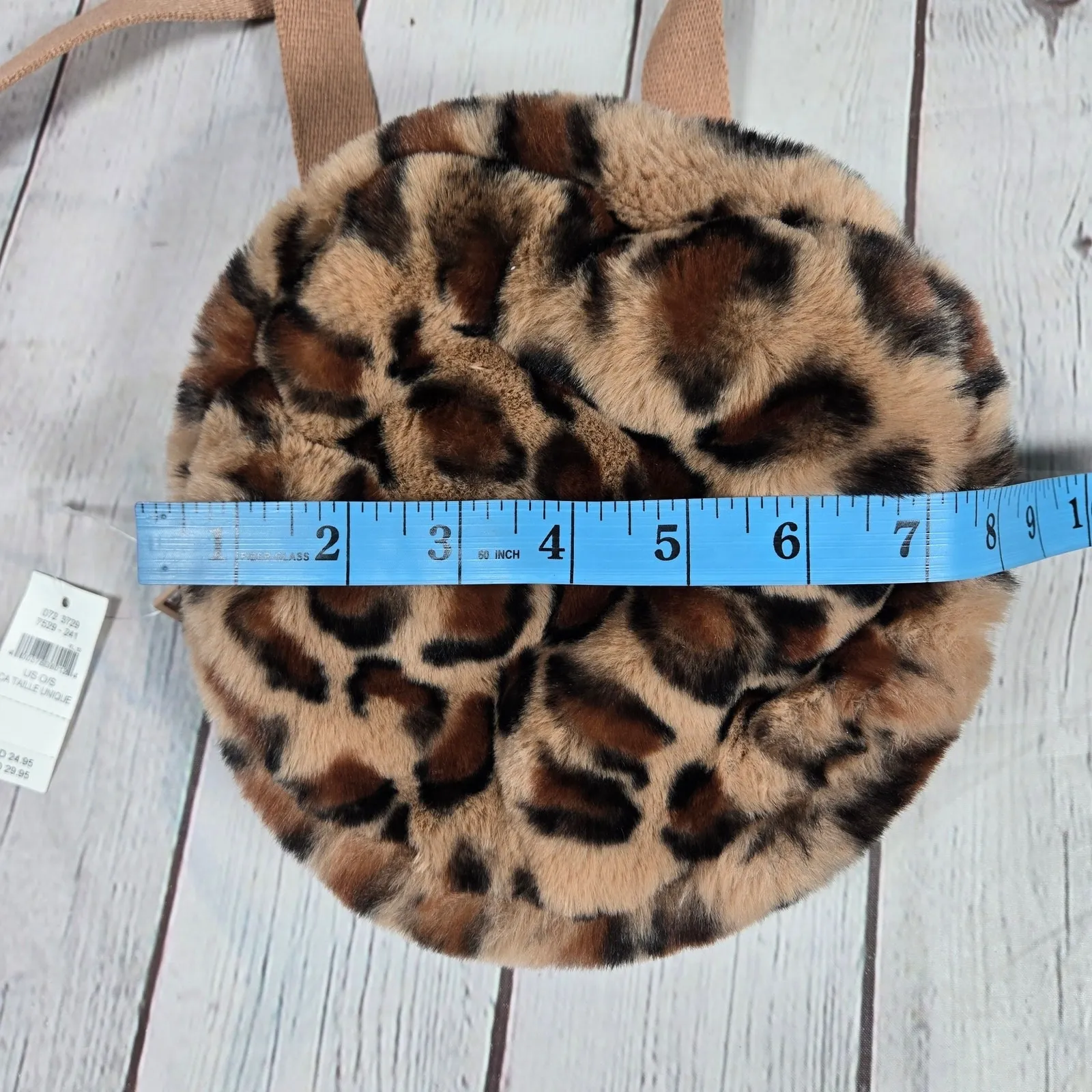 Aerie‎ Faux Fur Leopard Print Round Crossbody Bag NWT - Image 9