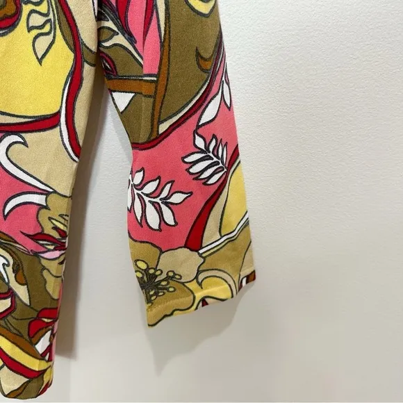 Joseph A Retro Floral 70s Print Top Small V-Neck Fitted 3/4‎ Sleeve - Image 4