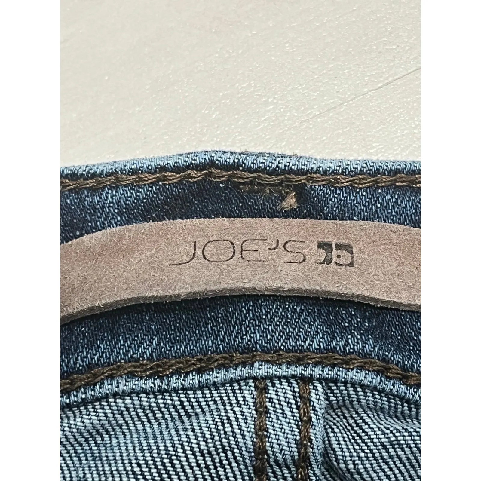 Joe's Jeans Frayed Hem Cropped Charlie‎ high rise Jeans - Image 5