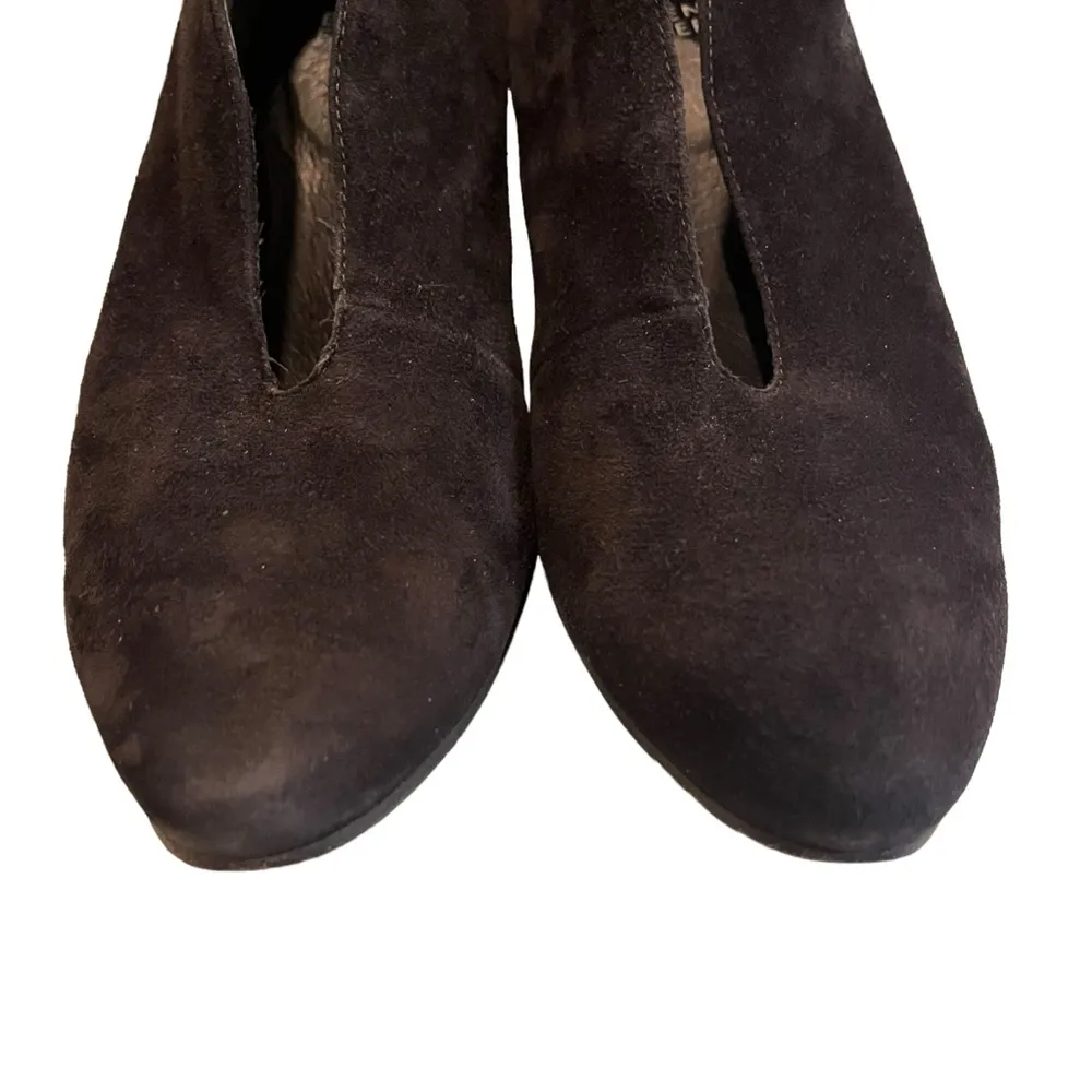 EILEEN FISHER Iman Black Suede Split Front Ankle Boots, Sz 8 - Image 13