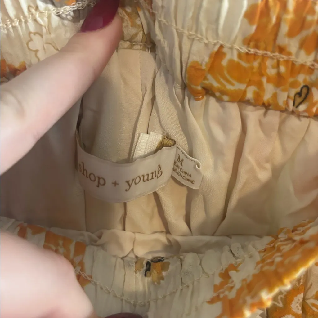 Bishop + Young anthropology Floral Print mini Skirt -White and Orange NWT SIZE M - Image 4