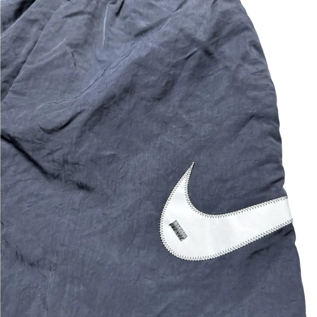 Nike Sportswear Swoosh Woven Easy Shorts Womens XS Black - Image 4