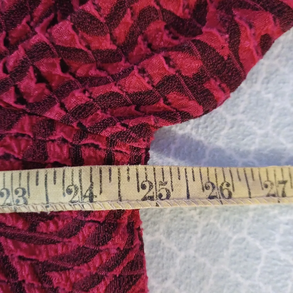 Multiples  womens 0x jacket with attached shell red black geometric sparkly - Image 4