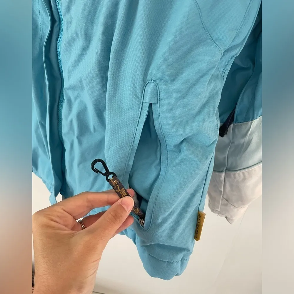 BLUE COLUMBIA SPORTSWEAR OMNI-TECH WINTER JACKET size medium - Image 2