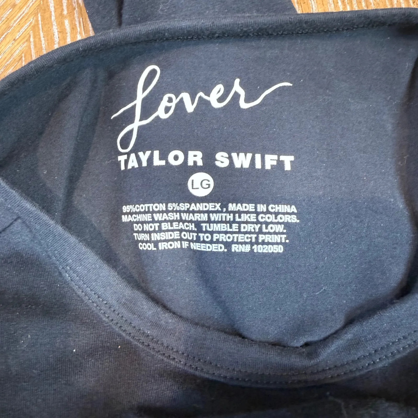 Taylor Swift It's Been a Long Time Coming Long Sleeve Cropped T-Shirt Size L - Image 4