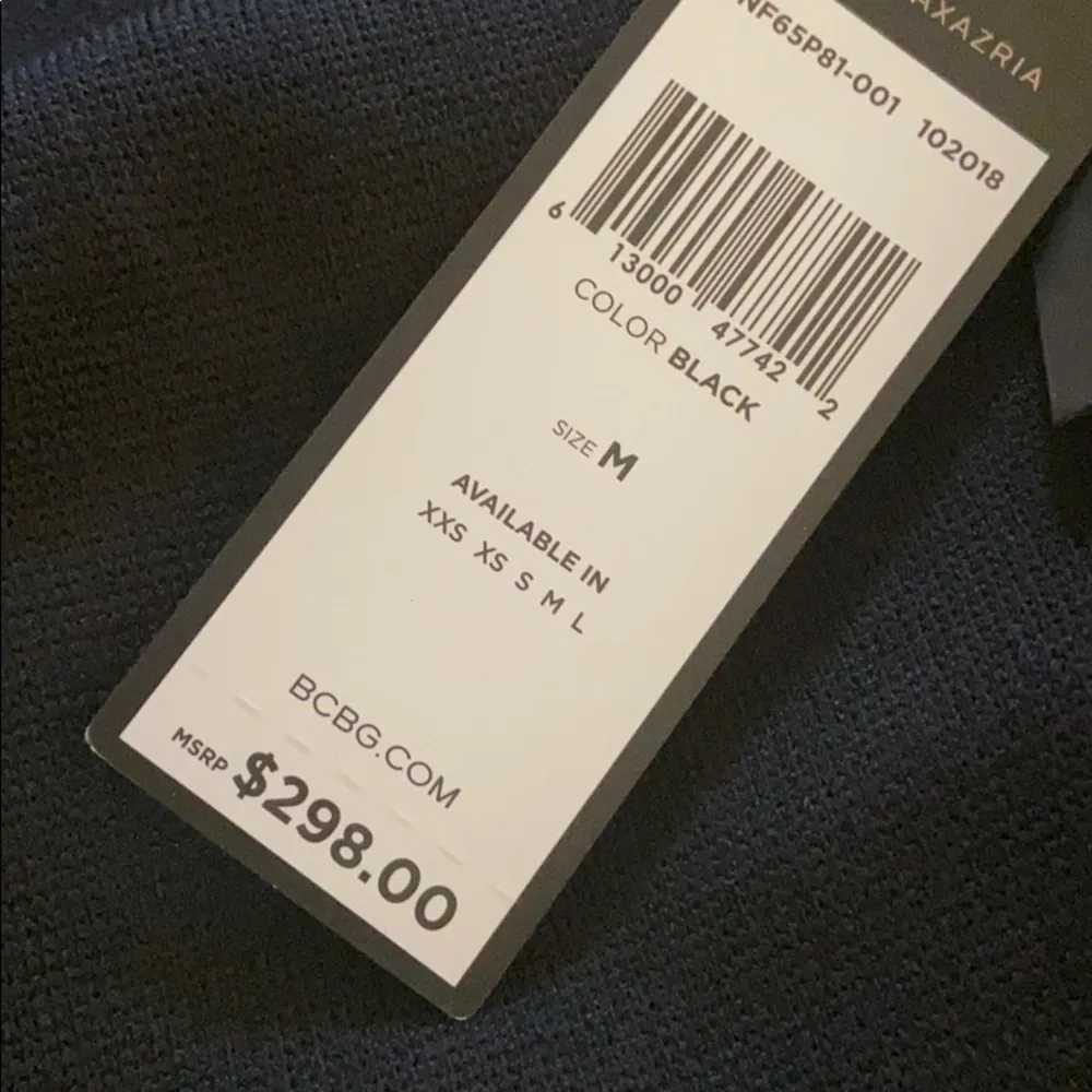 BCBGMAXAZRIA Bodycon Dress - Image 5