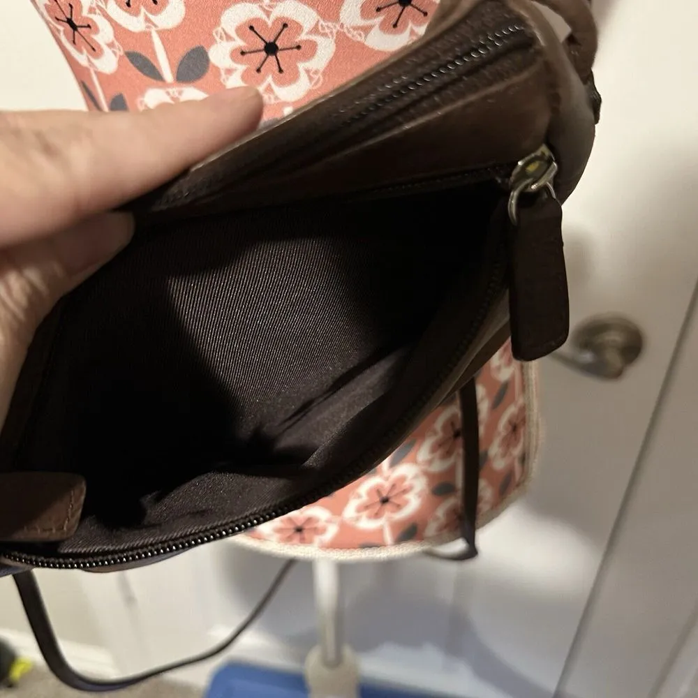 Fossil  small  brown crossbody purse Travel - Image 3