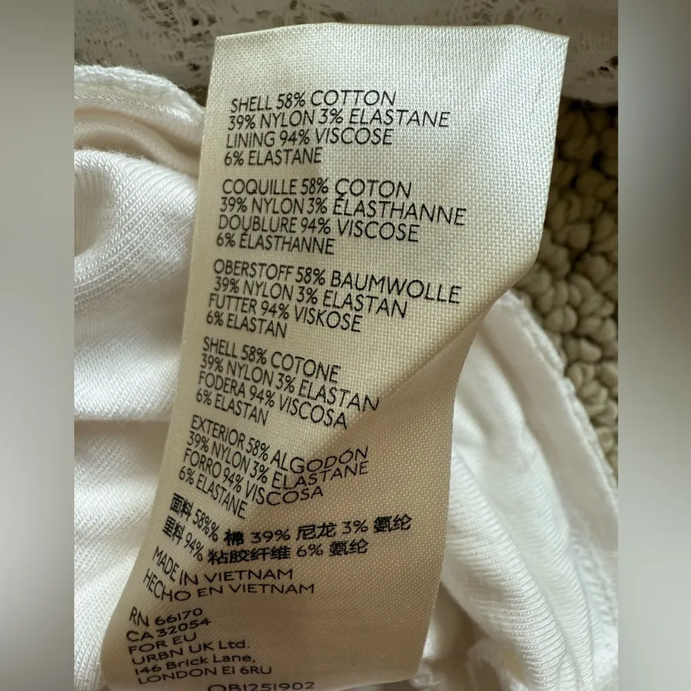 Free People Women’s Jasmine Tea Time Lace Longsleeve White Top Cropped Sze Large - Image 7