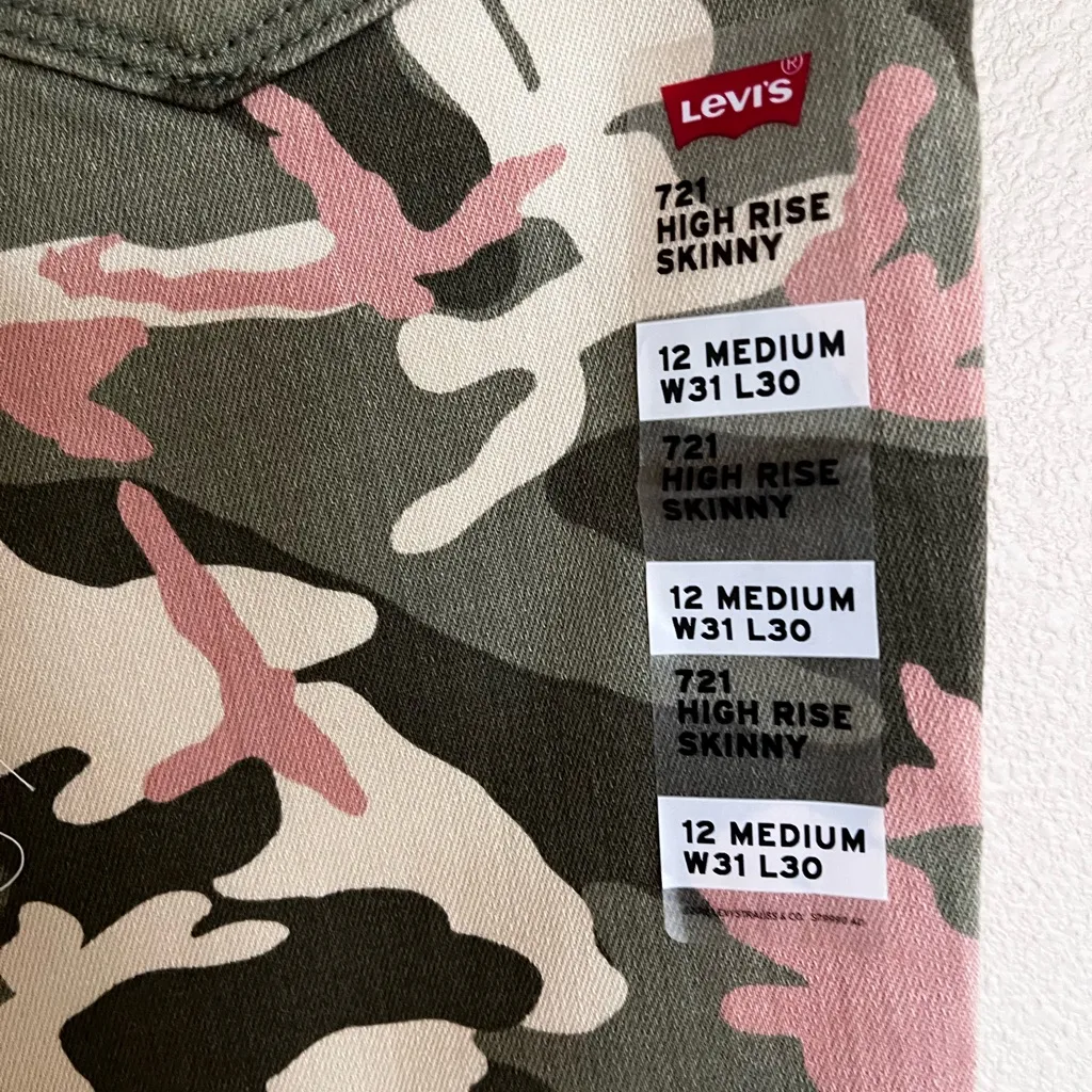 NWT LEVI’S 721 High Rise Skinny Jeans Camouflage SZ-12 - Image 5