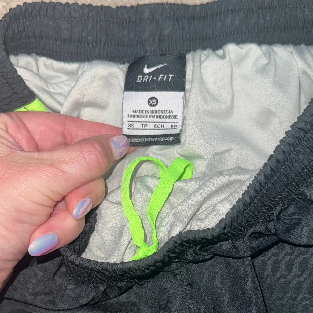 Nike Black and Purple Athletic Dri-Fit Pull On Running Tempo Shorts Women's XS - Image 2