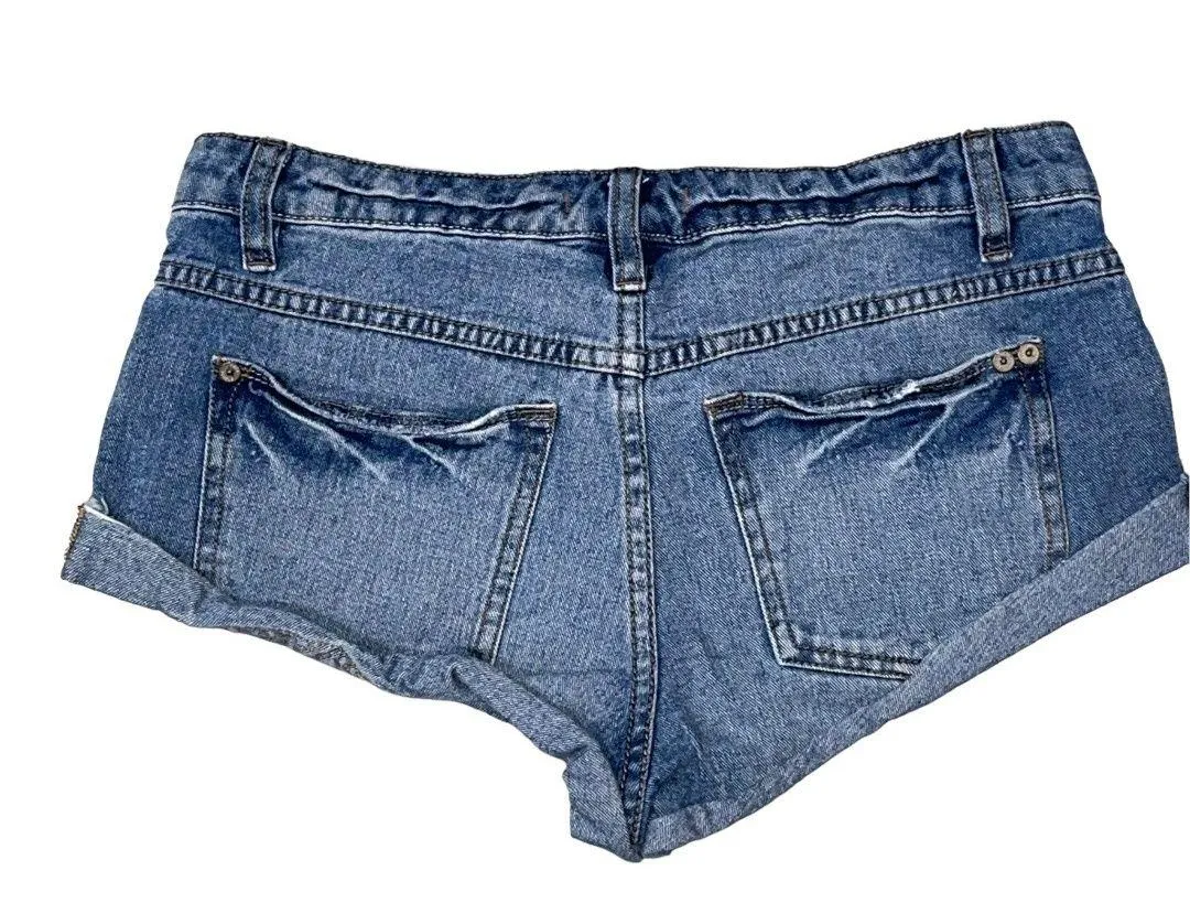 Irreplaceable Distressed Jean Shorts - Image 7