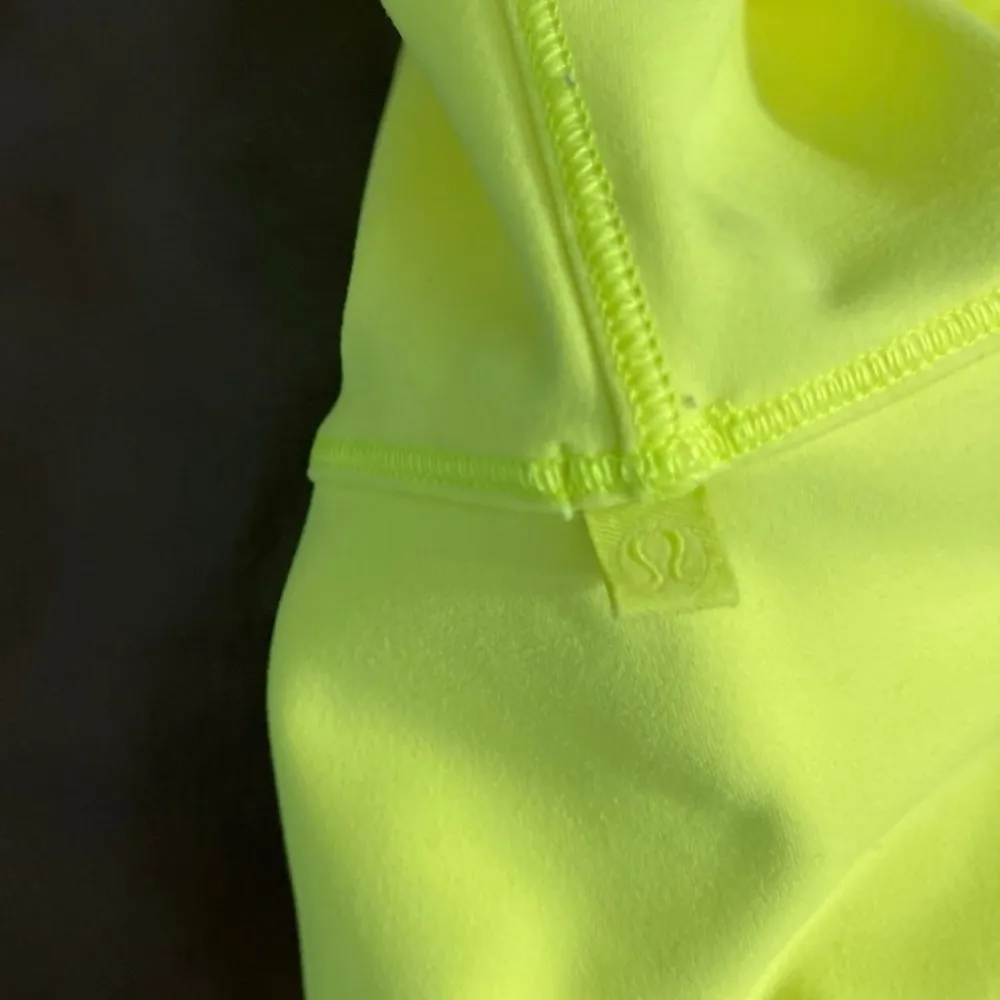 Lululemon Power Pivot Everlux Tank Top! - Image 3