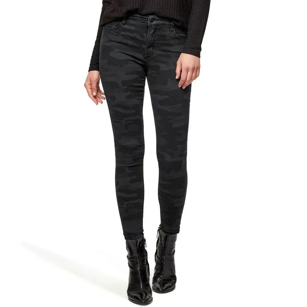 Social Standard by Sanctuary Black Camo Ankle‎ Skinny Jeans Women’s Size 4 - Image 4