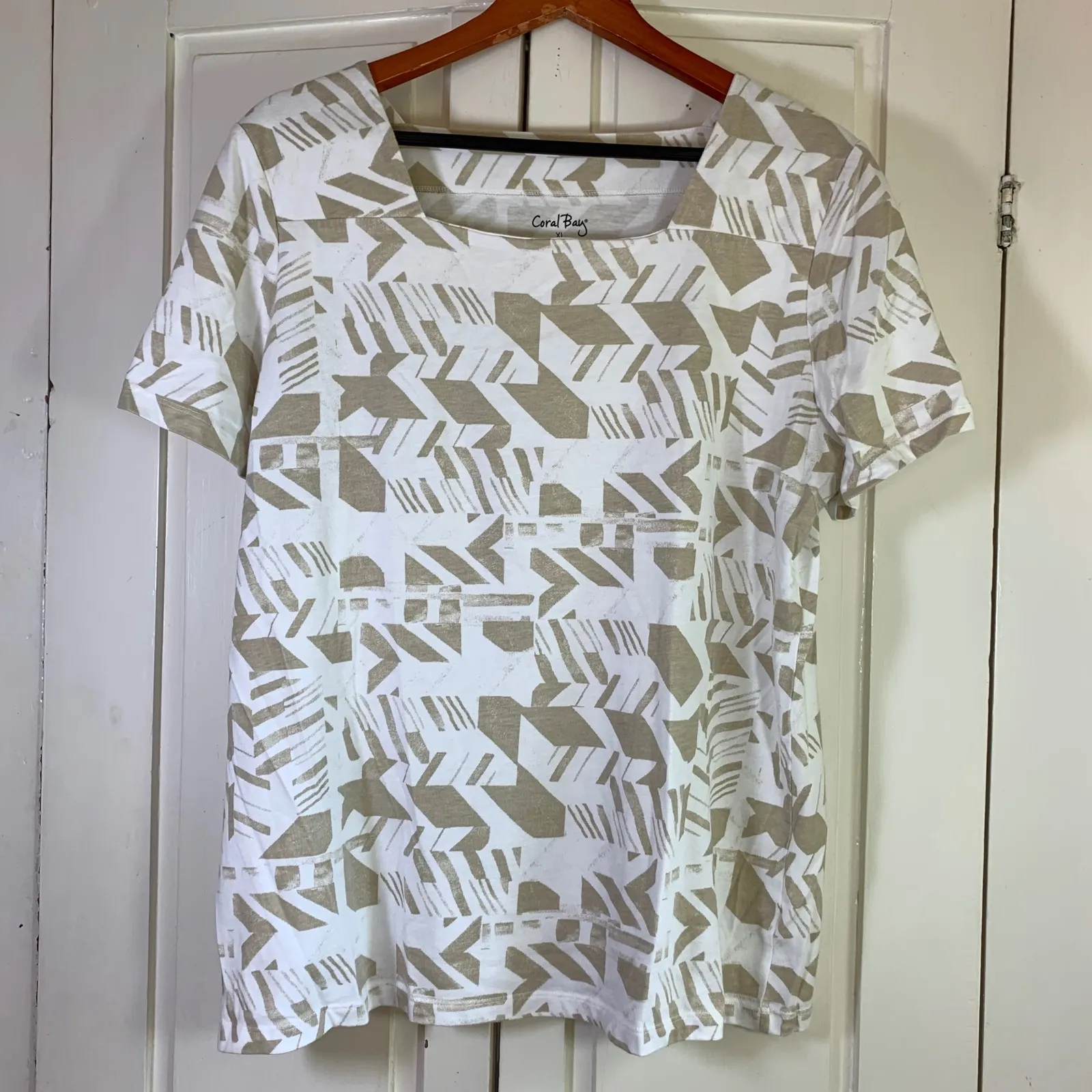 Coral Bay T Shirts Bundle Turtle Print Square Neck Short Sleeve XL Basic Comfort - Image 3