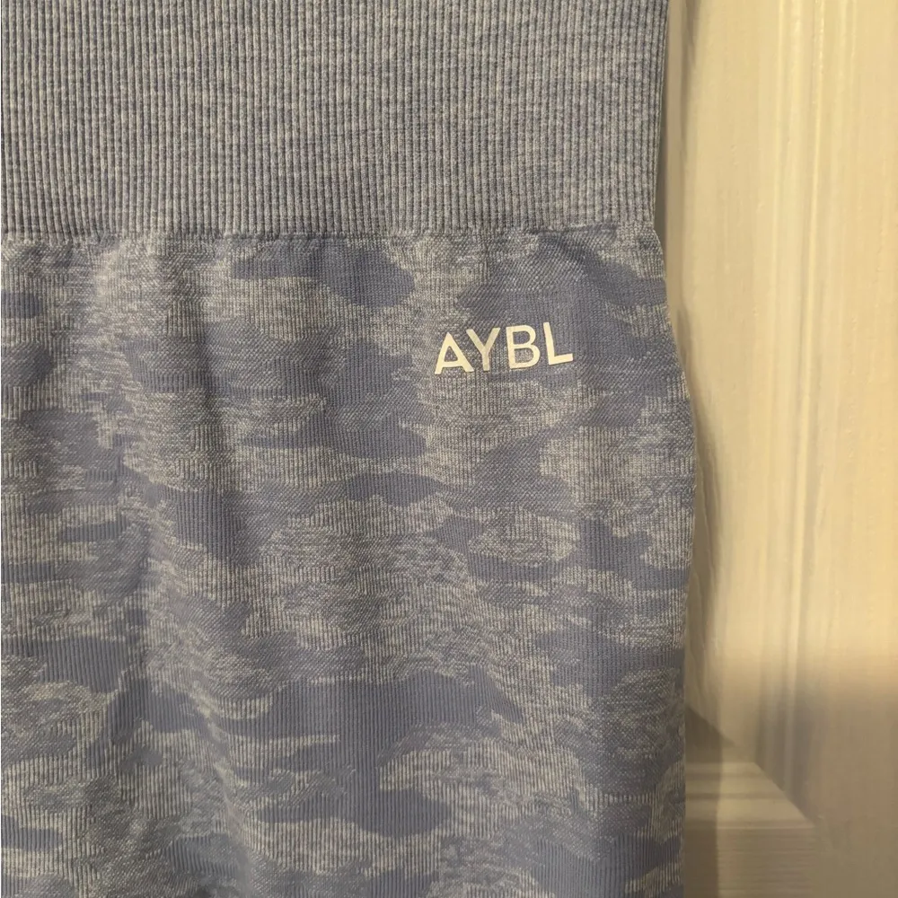 AYBL Women’s Blue Camouflage Leggings size small - Image 2