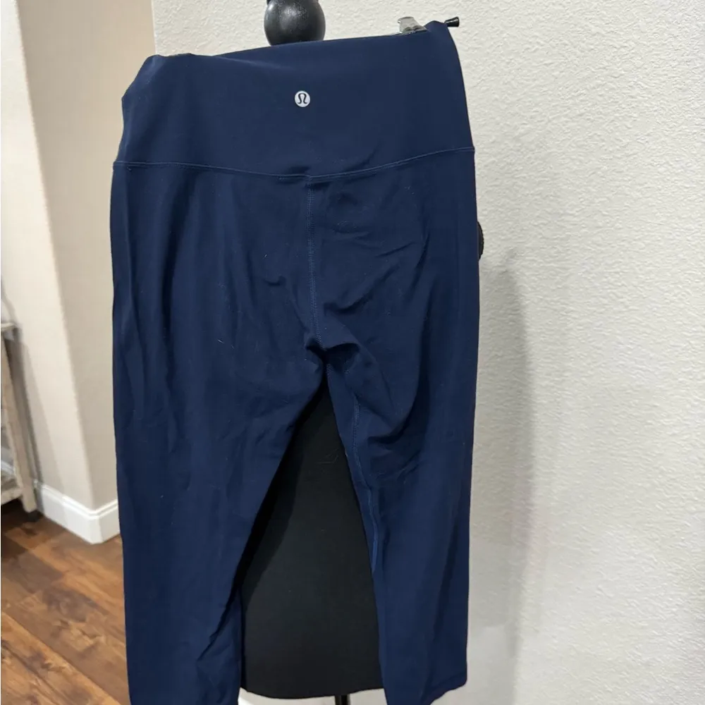 Lululemon High Rise Align Leggings - Image 4