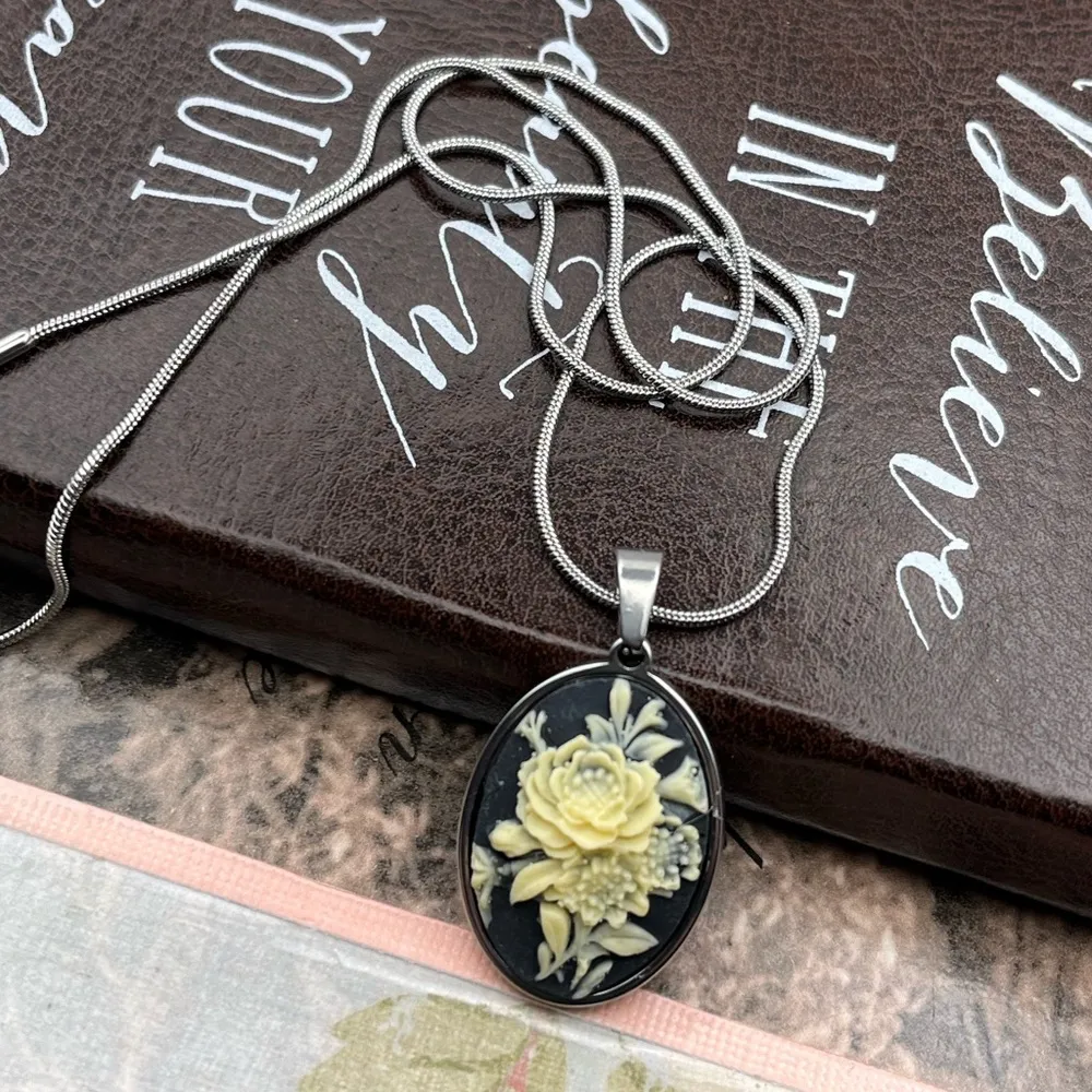 Vintage Floral Cameo Pendant Necklace | Cream on Black | Stainless Steel 20” - Image 4