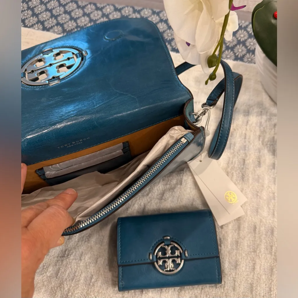 Tory Burch Convertible Miller Glazed Bag with Matching Wallet, BRAND NEW! - Image 5