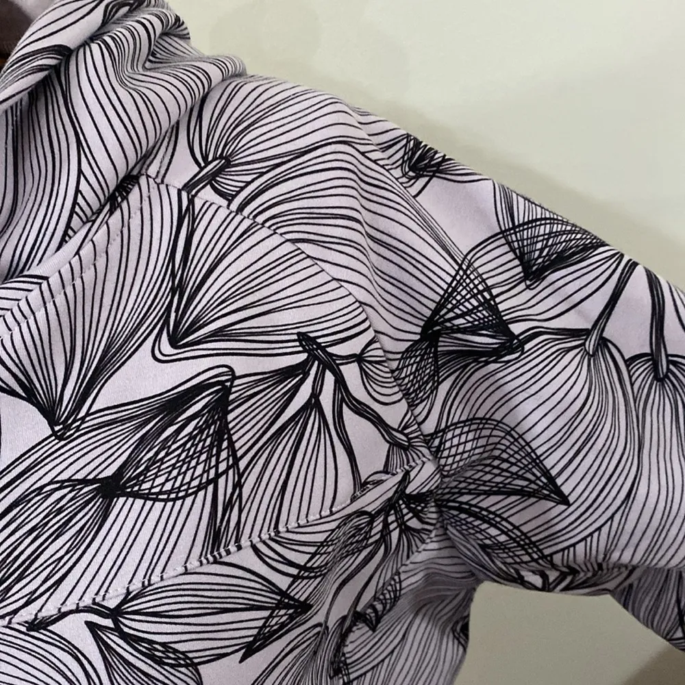 Buff Bunny core zip jacket hoodie floral sketch print in citrus lilac size XXXL - Image 9