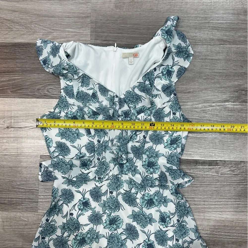Gianni Bini blue and white floral dress size small - Image 4