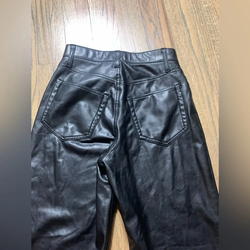 Abercrombie & fitch the ‘90s relaxed jean ultra high rise faux leather 0L - Image 6