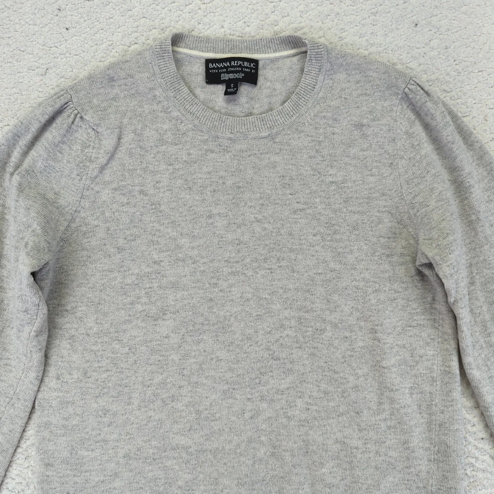 Banana Republic Womens Gray Puff Sleeve Crewneck Sweater Fine Italian Yarn Small - Image 7