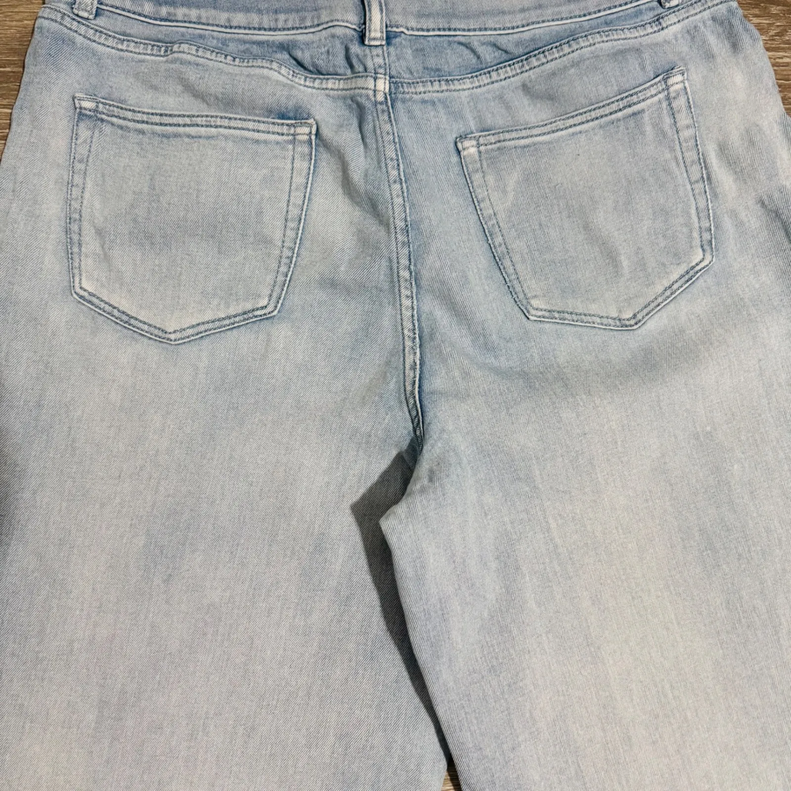 Soho High Waist Wide Leg Crop Jeans Light Wash Frayed Hem Women's Size 16 - Image 11