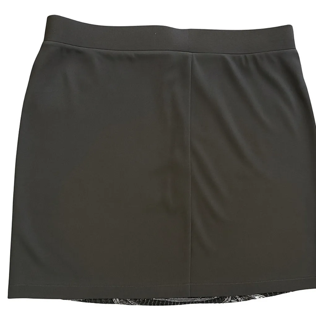 Torrid Women's Black Sequin Mini Skirt Size torrid 4 Party Cocktail‎ - Image 8