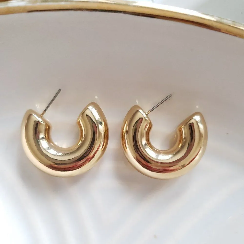New! Anthro Tube Earrings - Image 3