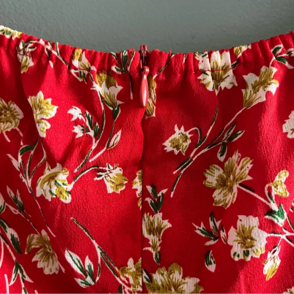 Pretty Little Thing Red Ditsy Floral Bow Mini Dress - Image 9