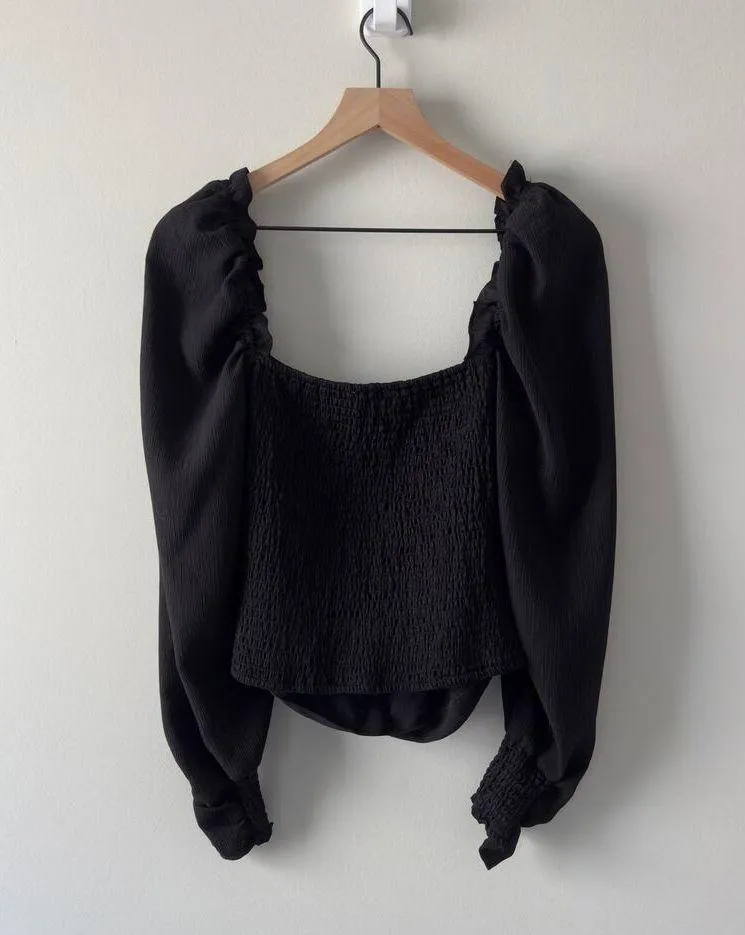 ASTR the Label Ruched Smocked Back Long Sleeve Top Ruffle Solid Black Classy S - Image 4