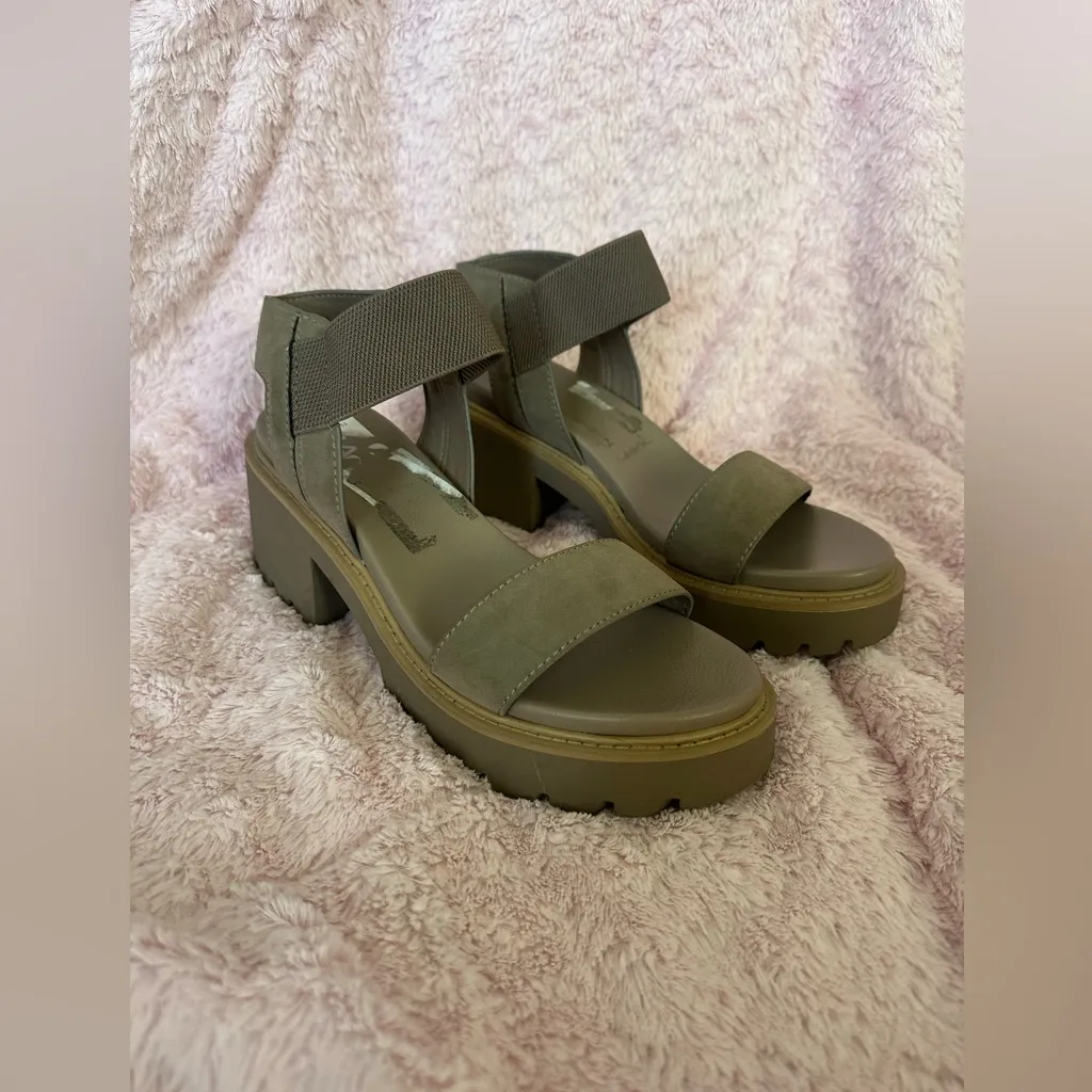 New Mia Sena Beige Neutral Women’s Chunky Platform Casual Comfy Sandal 9.5M - Image 2