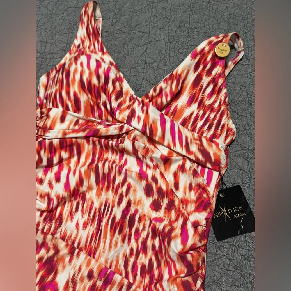 Nip Tuck Swim Tribal Skin Rita One Piece Swimsuit US 8 Red - Image 4