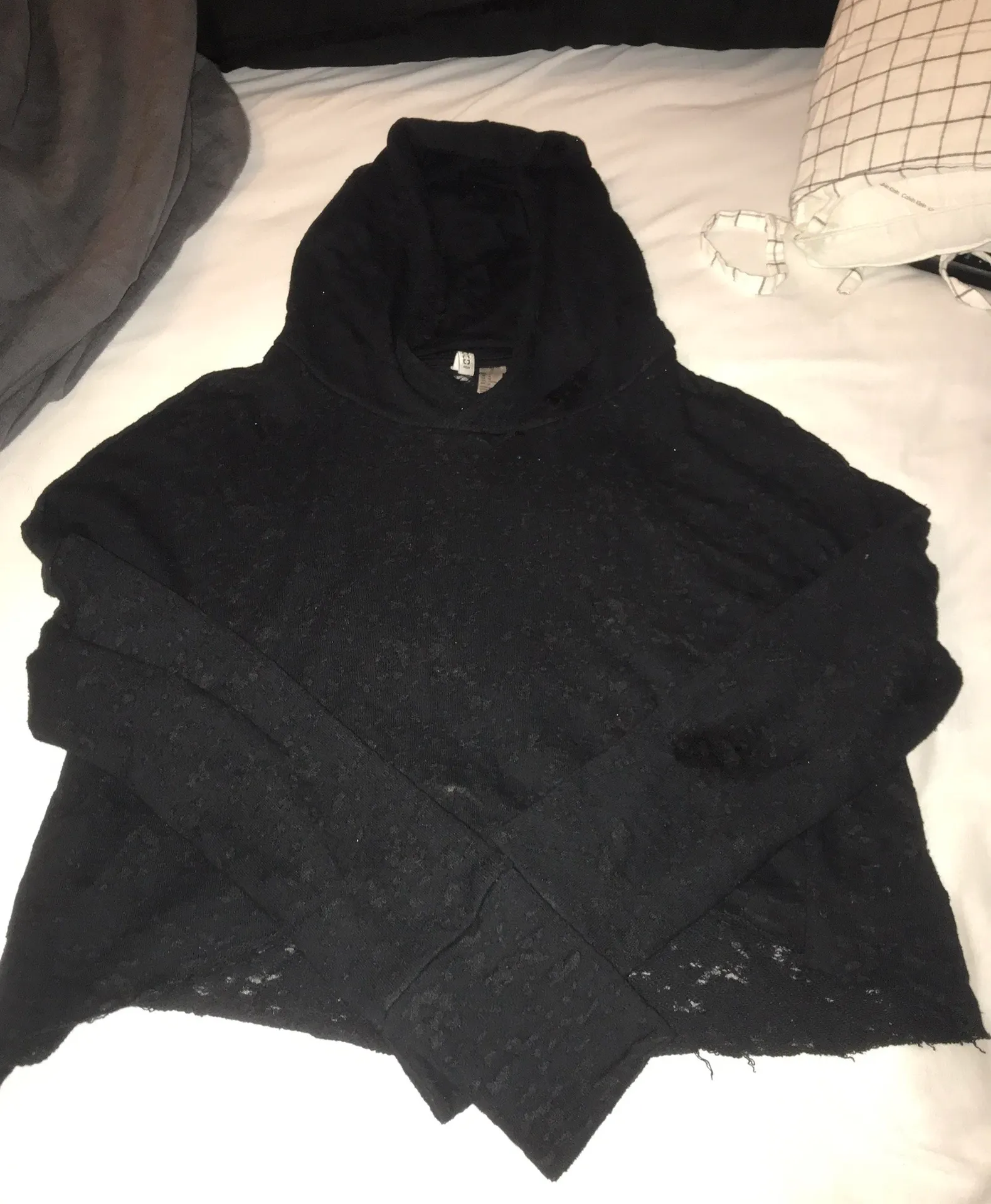 Hooded Black Crop Sweatshirt - Image 2