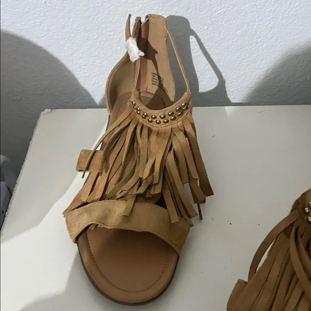 New Comfortview The Carmella Sandal Women’s Gladiator Sandal Tan Size 12W - Image 5