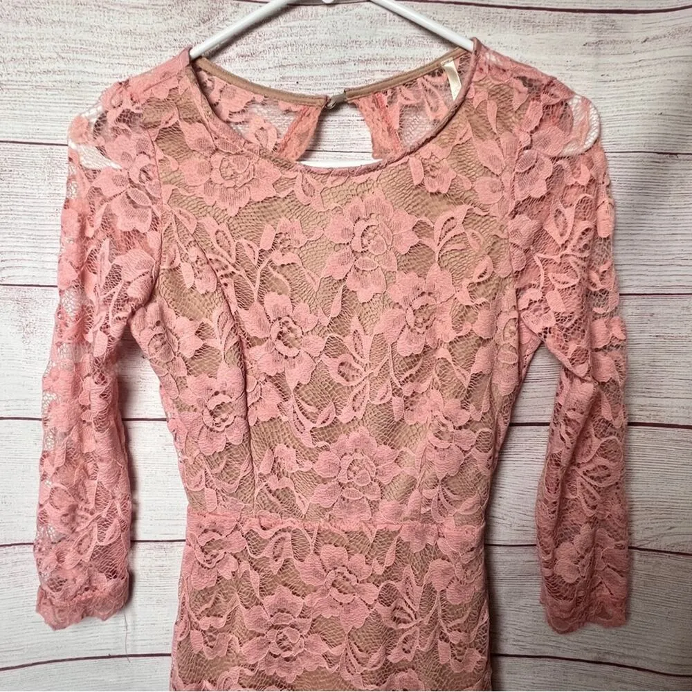 Dulce Carola Women's Soft Blush Pink Lace Open Back Dress Sz S - Image 7