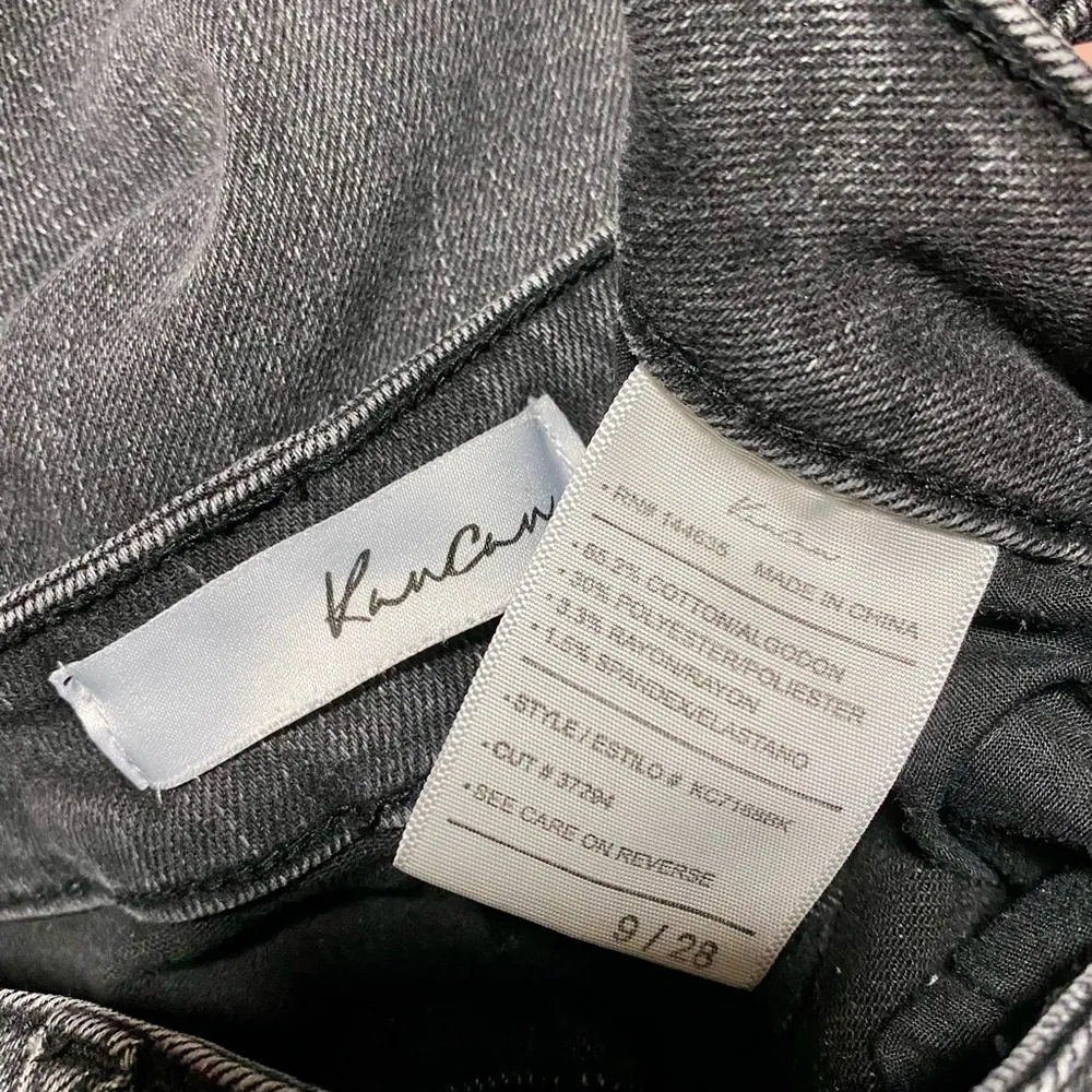 KanCan Colt High Rise Bermuda Shorts Charcoal Frayed Hem Sz 9/28 Black - Image 2