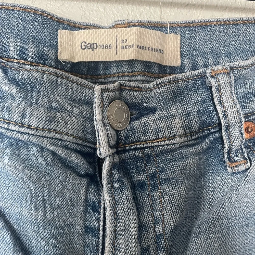 GAP distressed best girlfriend jeans - Image 6
