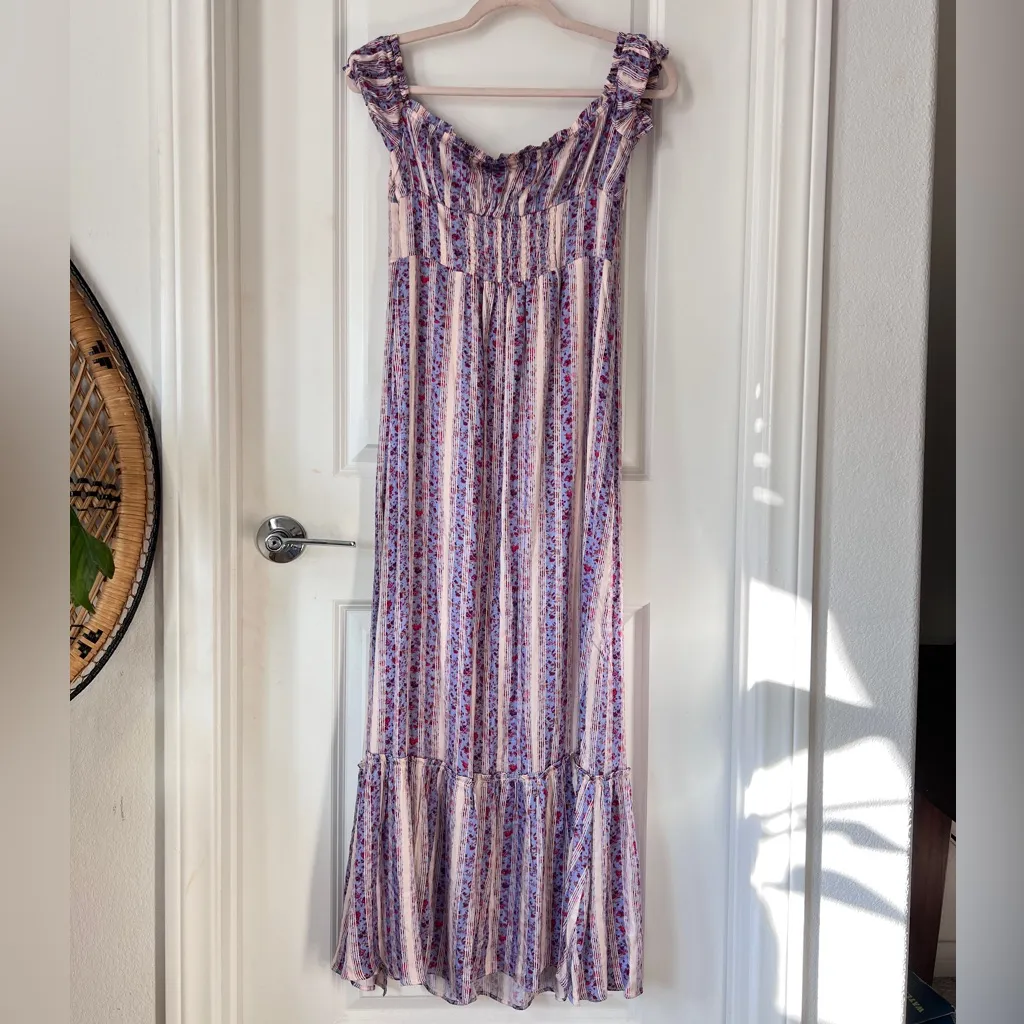 Urban Outfitters UO Olympia Lilac Floral Off-Shoulder Midi Dress Women’s‎ Large - Image 4