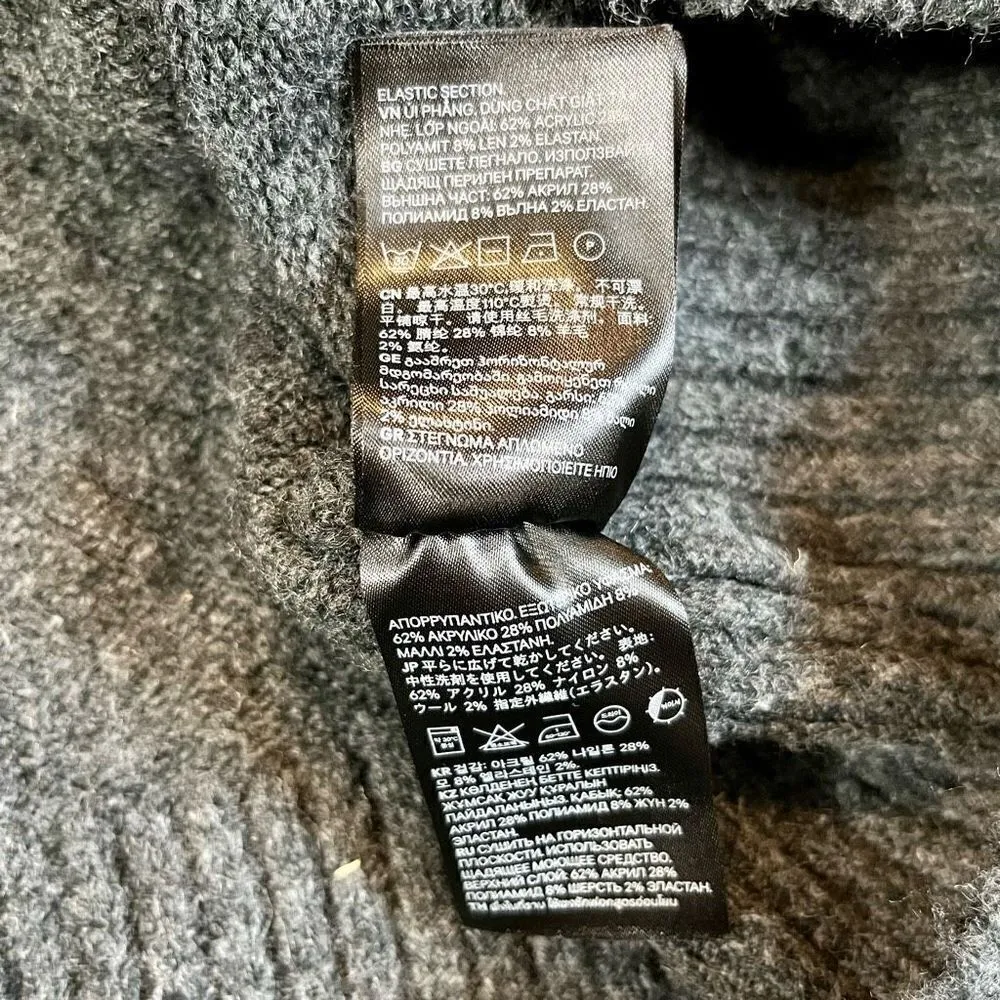 H&M Women’s Large Gray Turtleneck with Cuff Wrist - Image 11