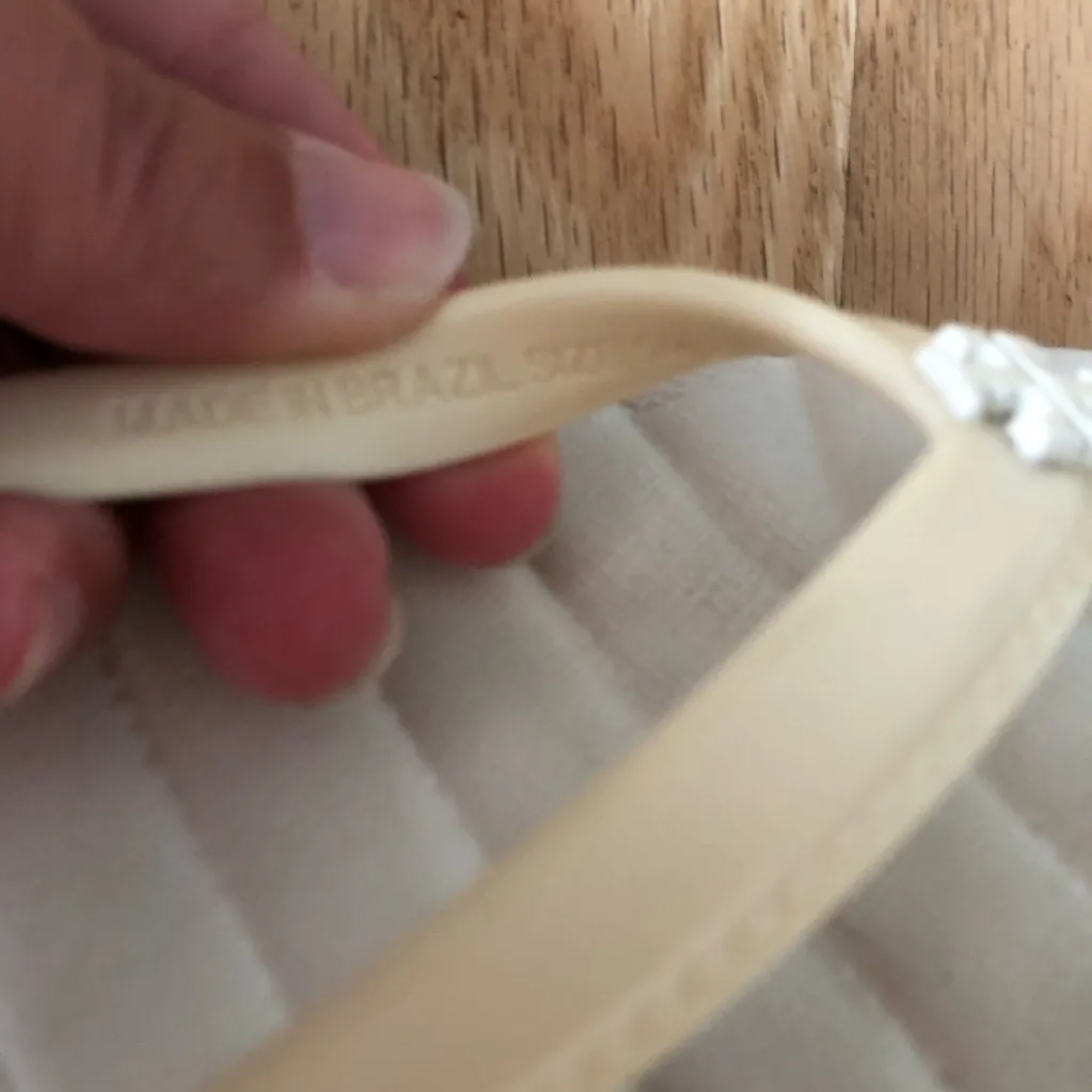 Elegant Tory Burch Cream Flip-Flops kira size 5 - Image 2